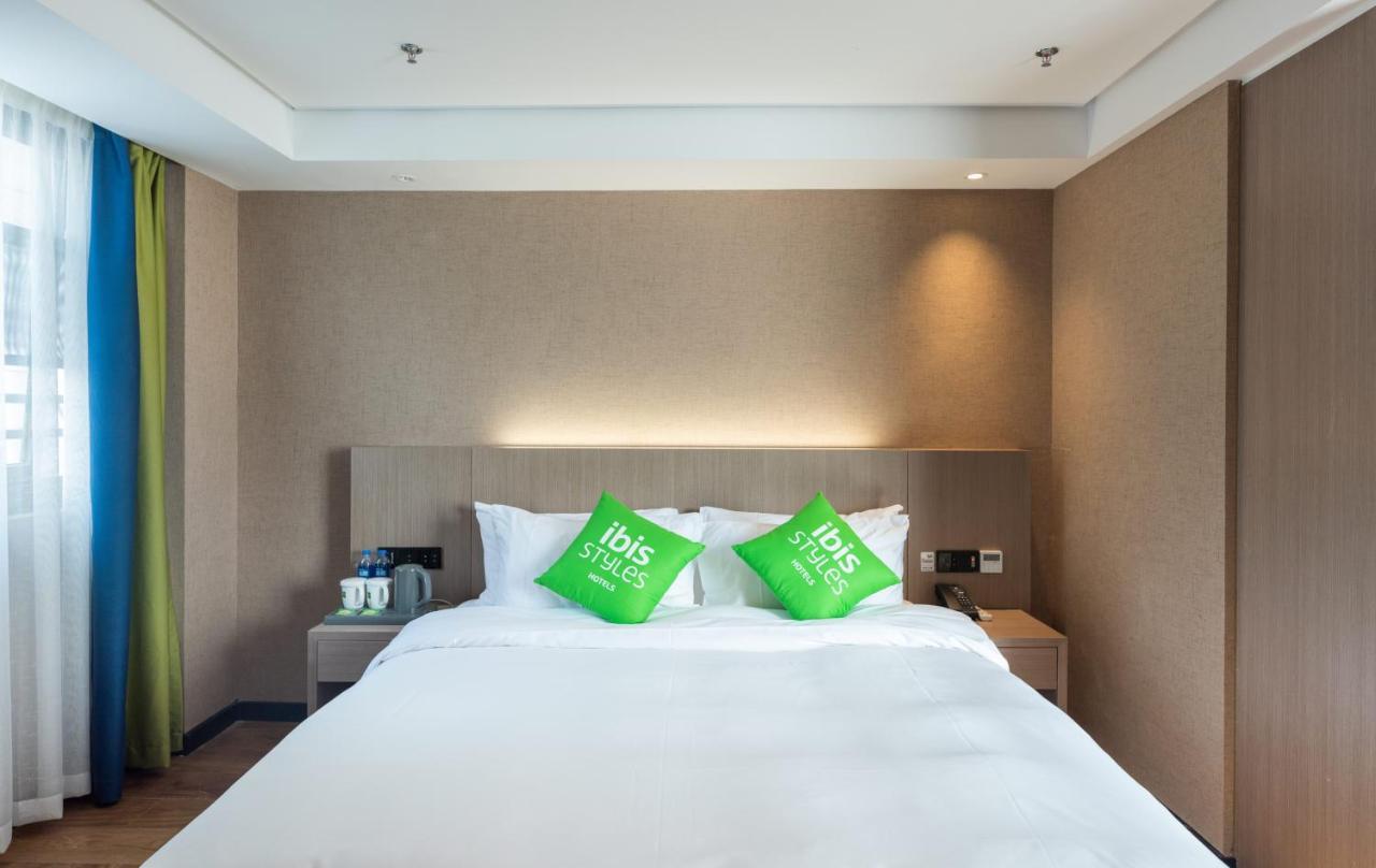 Ibis Styles Fuzhou Wuyi Square Hotel Bagian luar foto